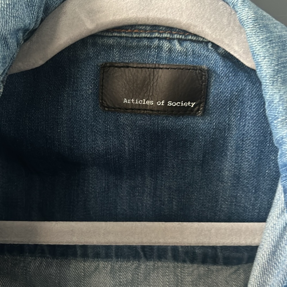 Denim jacket - Picture 4 of 5